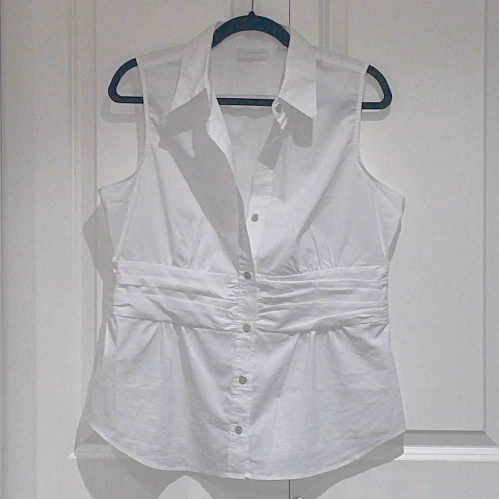 2/$20- New York and Company Blouse